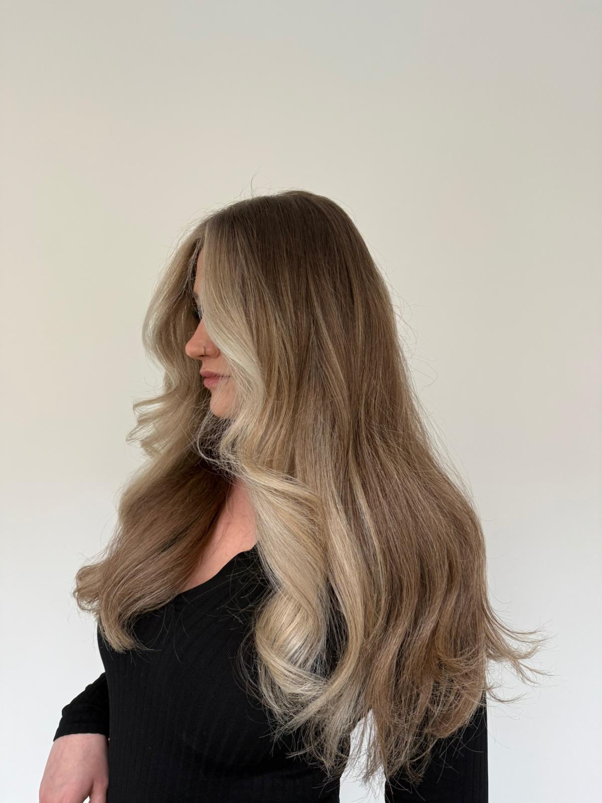 Balayage Blond-Transformation — Vorher und Nachher